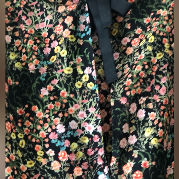 Floral Zara romper/ dress SZ SMALL ribbon tie closure New w/out tag - Picture 3 of 4